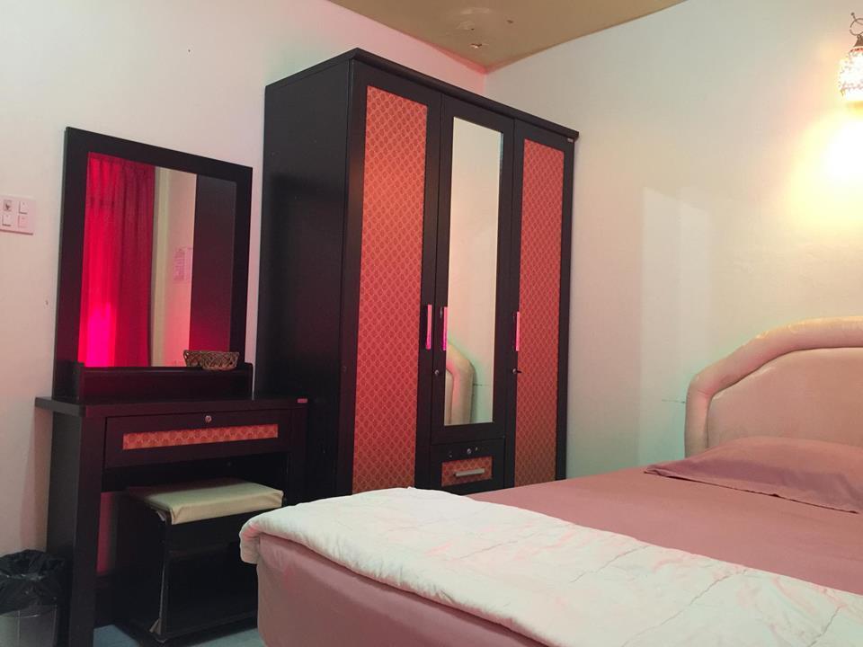 Puphaya Budget 122 Pattaya