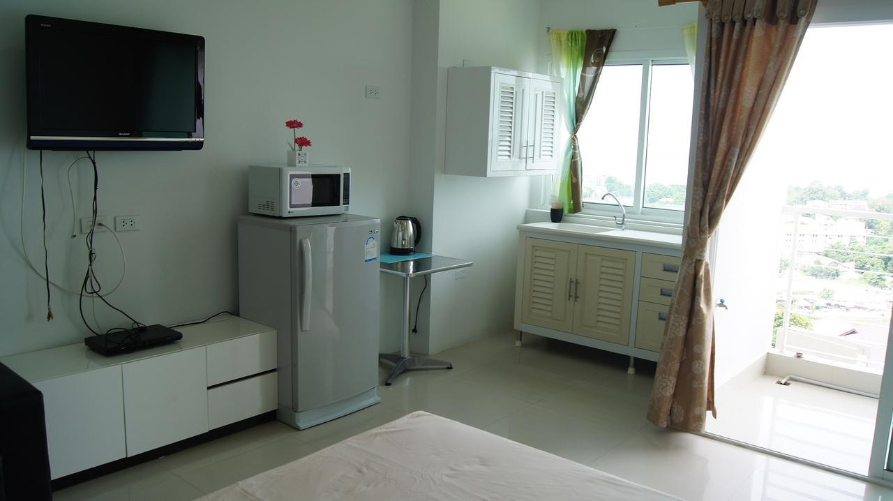 Apartment Ad Hyatt Condominium Pattaya