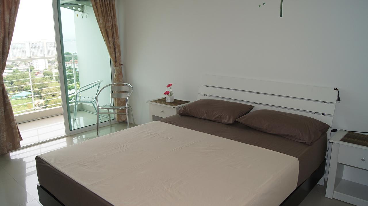 Ad Hyatt Condominium Apartment Pattaya