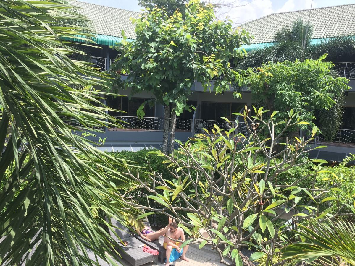 Hotel Momento 3*