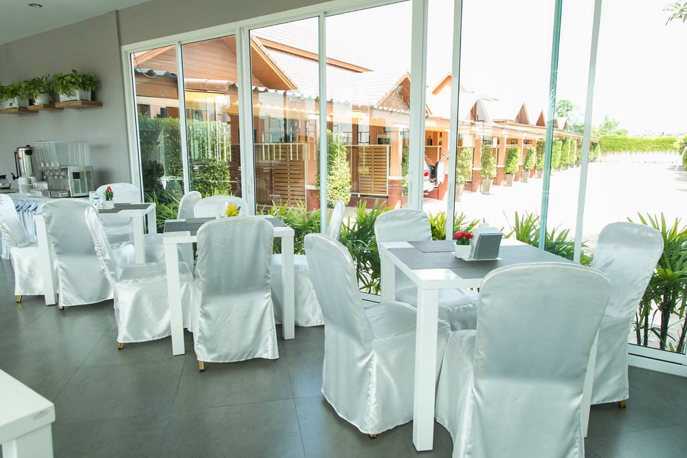 Oyo 245 Sweet Sense Jomtien Resort 3*
