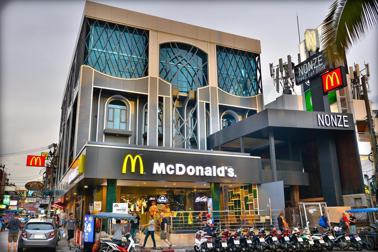 Nonze Capsule hotel 2*