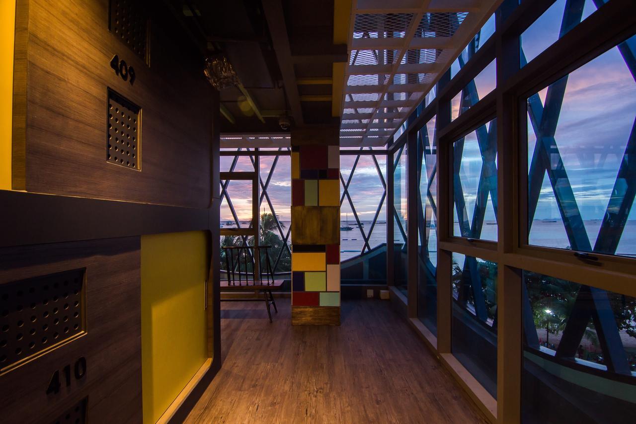 Capsule hotel Nonze Pattaya