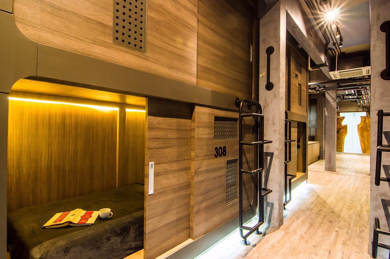 Nonze Capsule hotel 2*