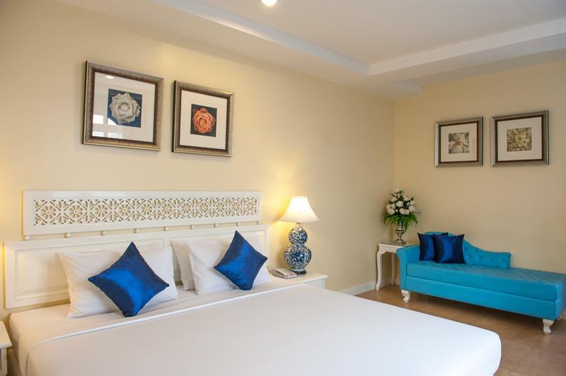 Lido Hotel 3*