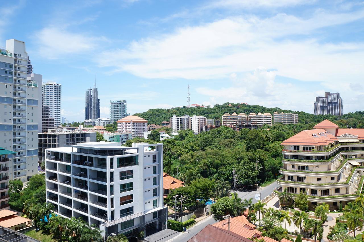 Hill & Sea View In Peak Tower Apartment Pattaya