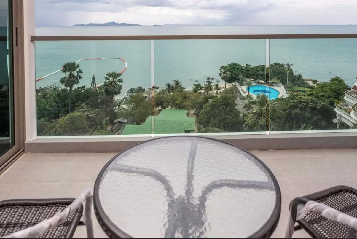 Wong Amat 2 Br Apartment