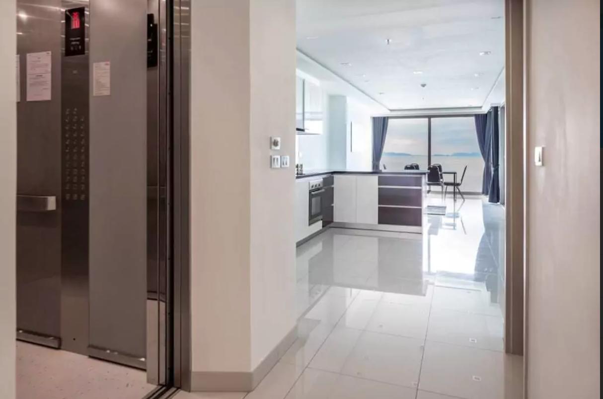Apartment Wong Amat 2 Br *