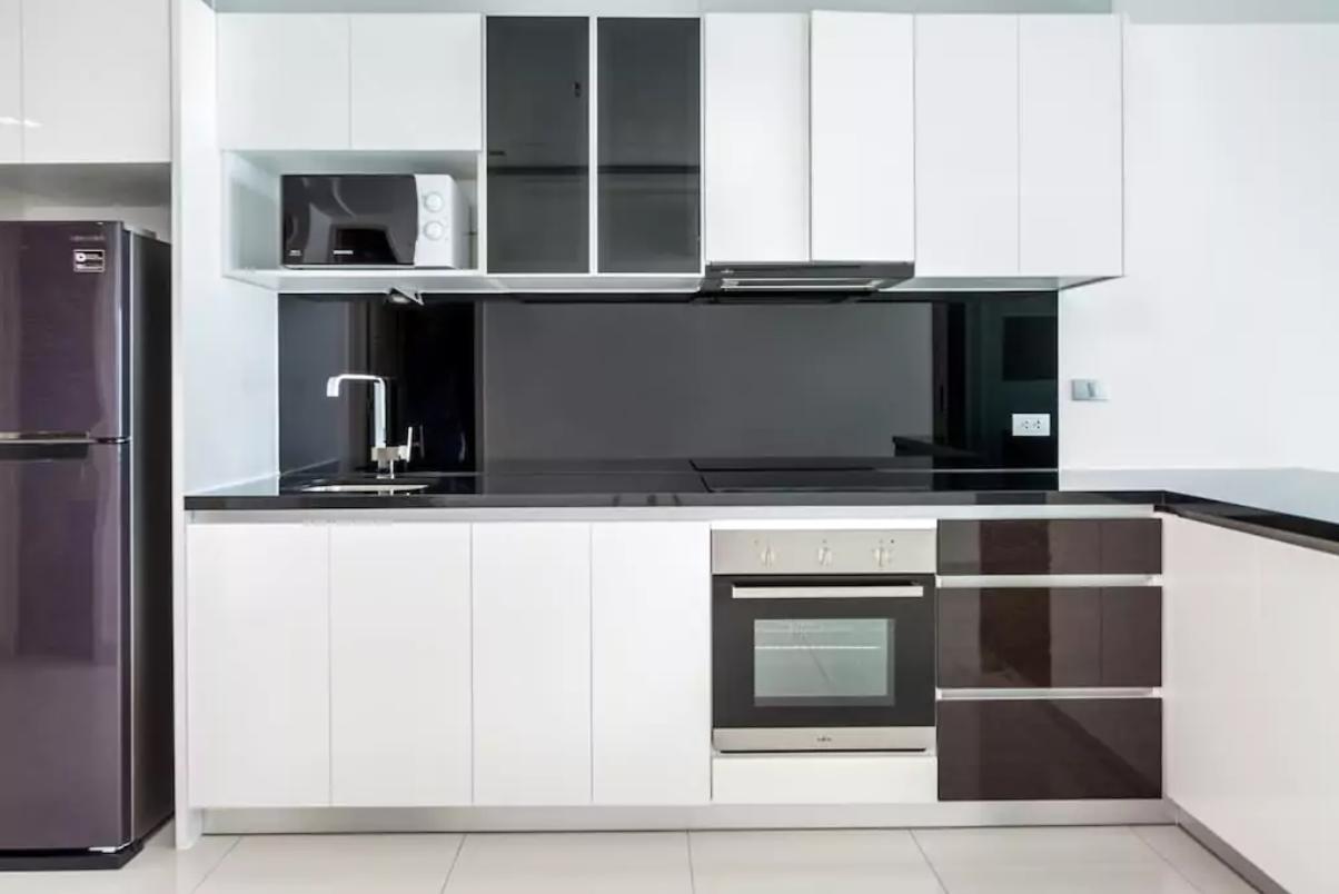 Apartment Wong Amat 2 Br Pattaya
