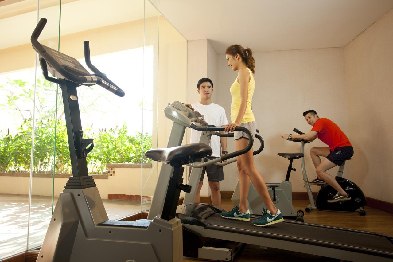 Jomtien Palm Beach Hotel & Resort - Family-Friendly 4* Pattaya