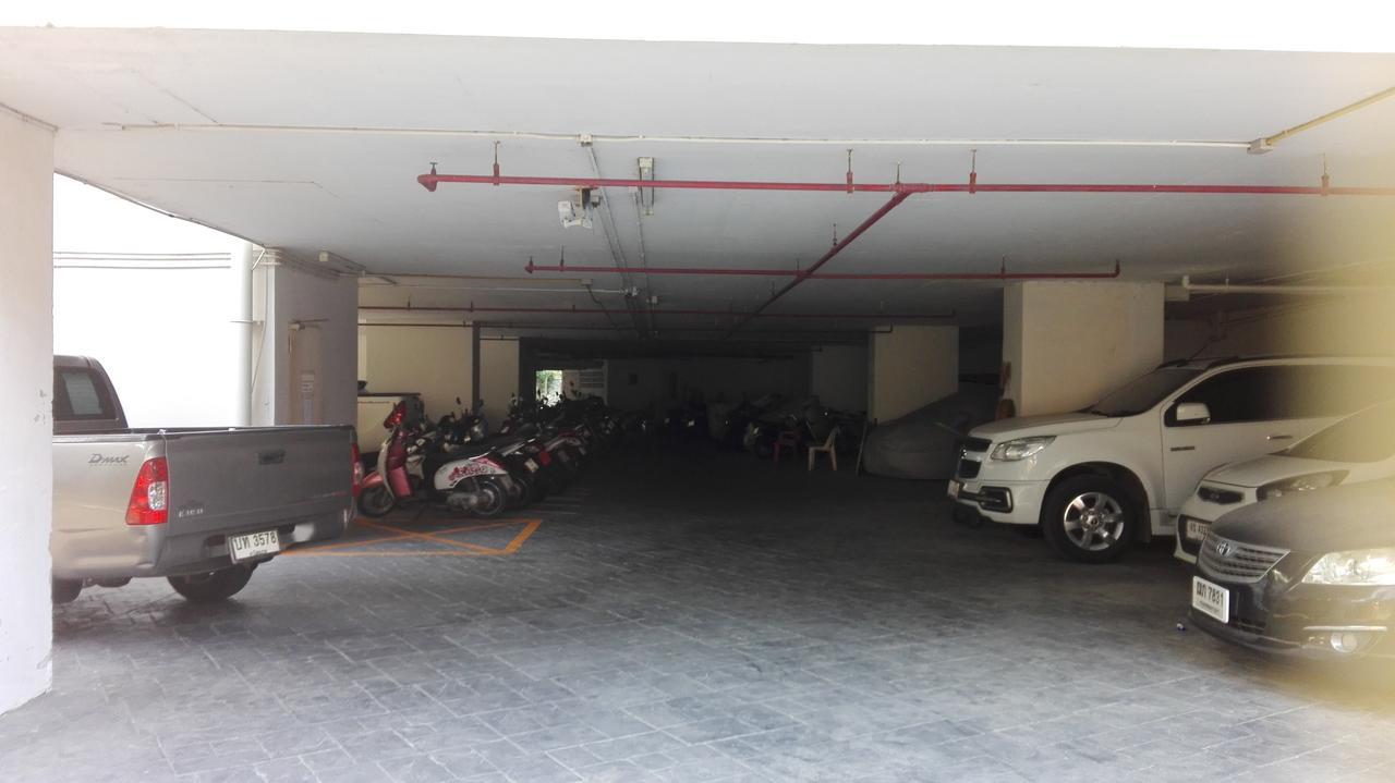 A.d. Hyatt Condominium Apartment *