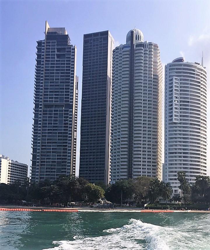 อพาร์ทเม้น Sky Pattaya