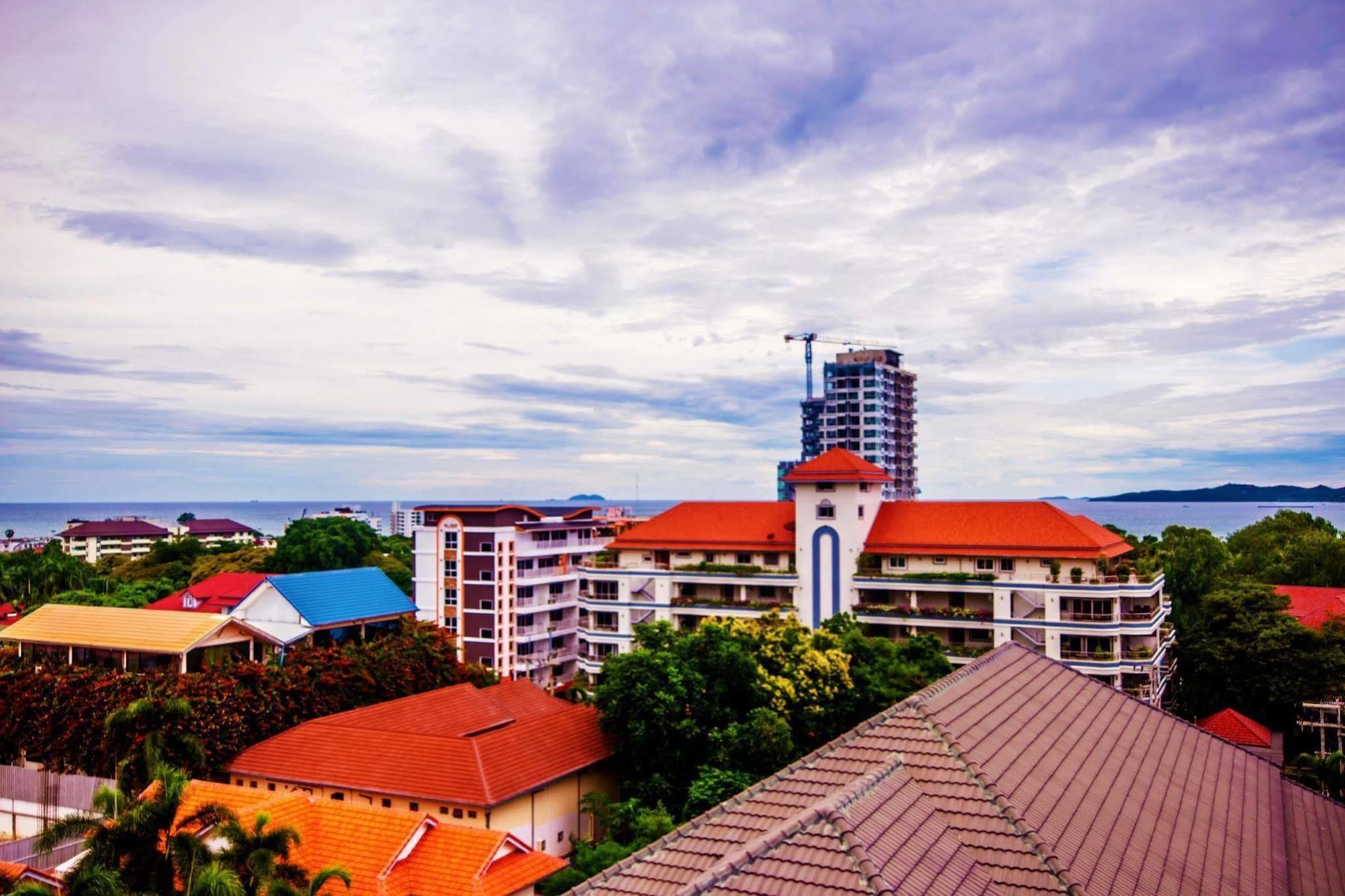 New Nordic Family 3* Pattaya