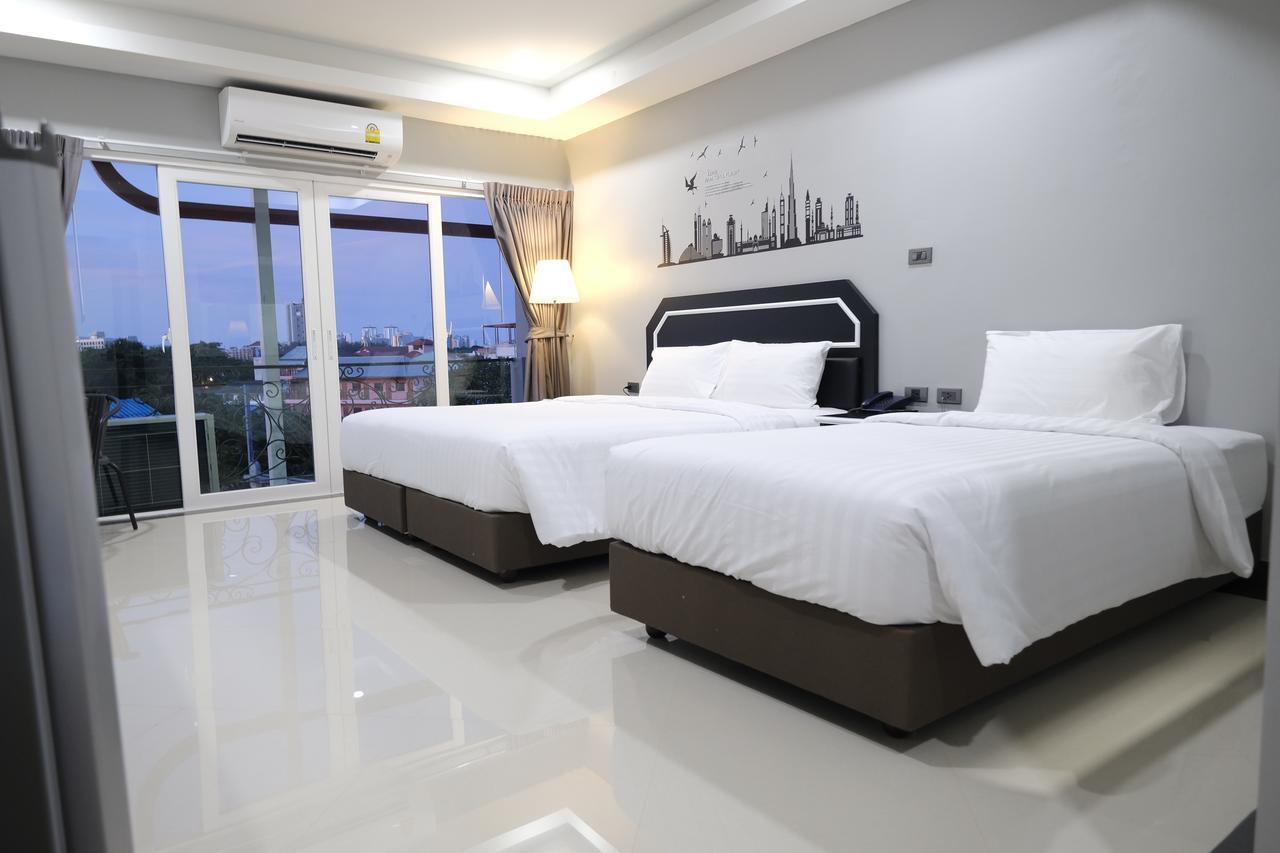 The Tung Hotel