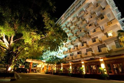 Golden Hotel