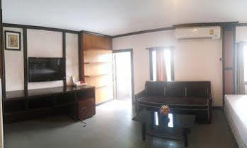 Windmill 3* Pattaya