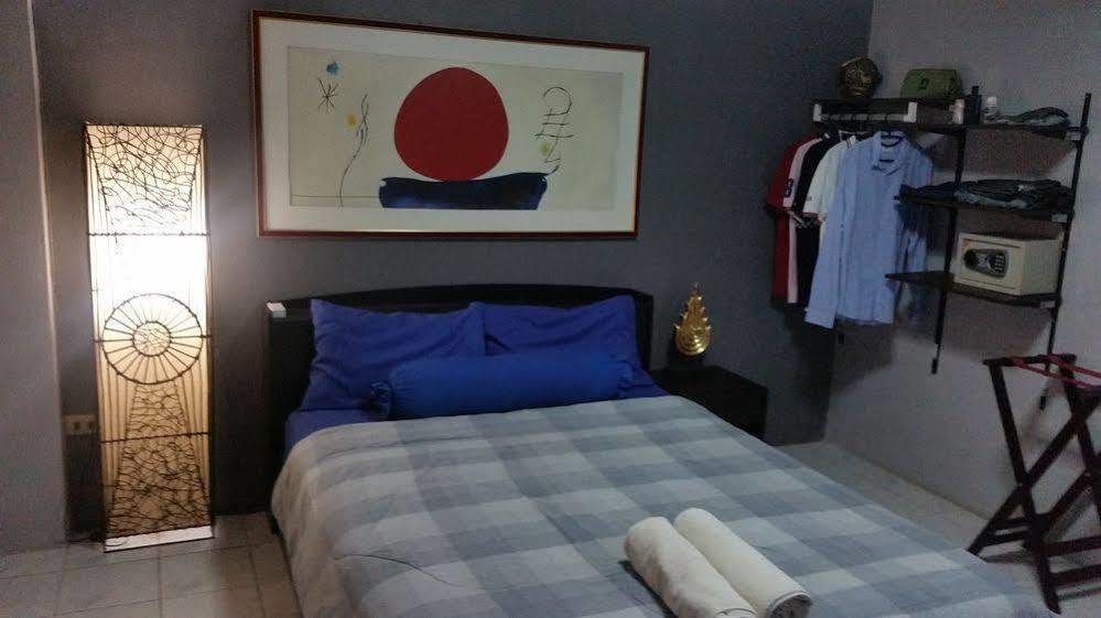 Guest house Nemos And Massage Pattaya