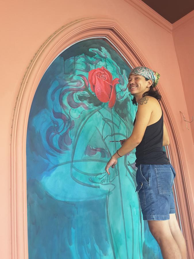 Bee Sleep & Nana Art Gallery * Pattaya