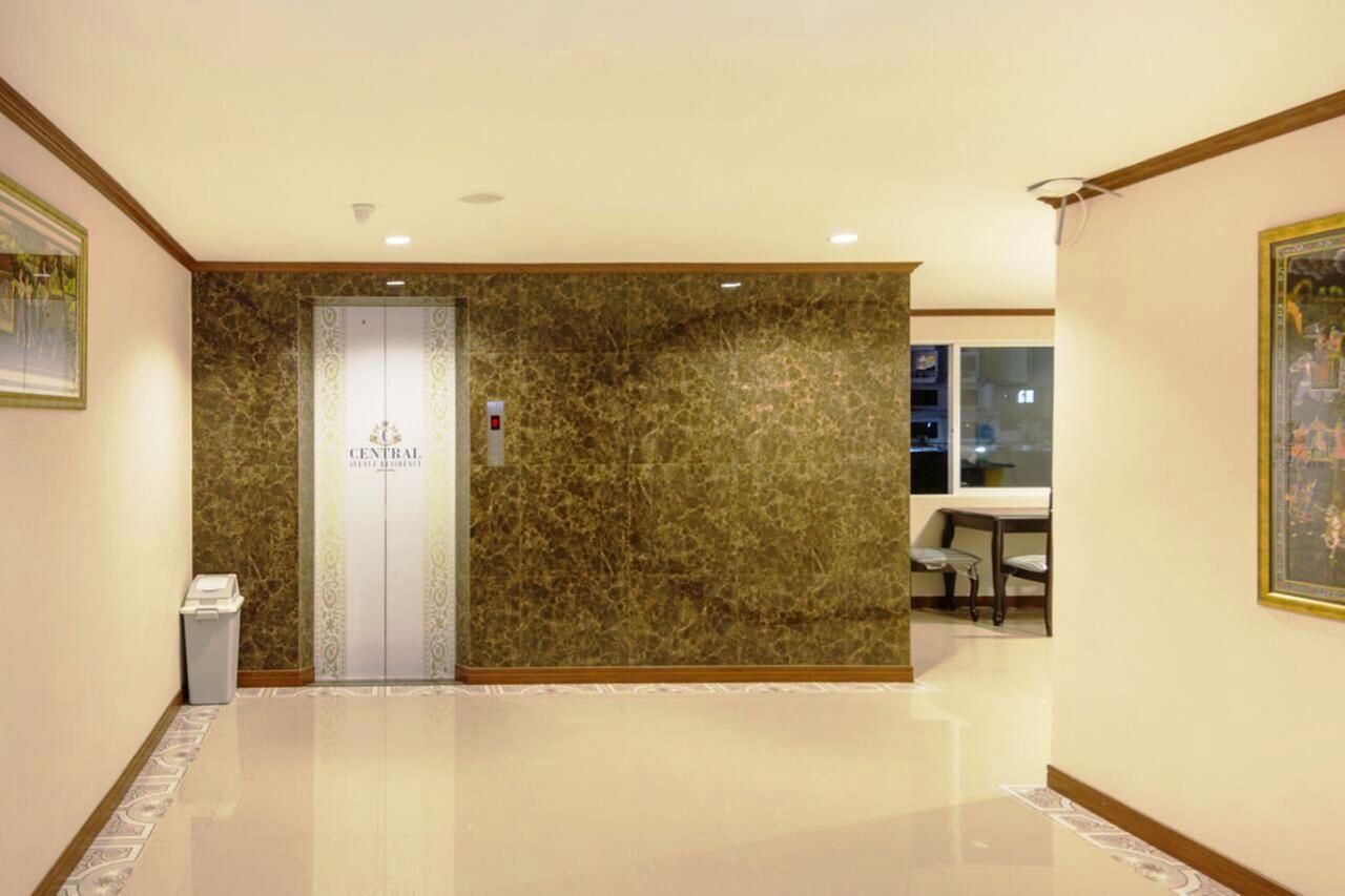 Hotel Avenue Residency 3*