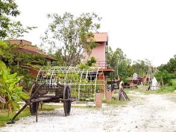 Cowboy Farm Hotel 3*