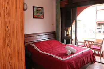 S- One Aparthotel Pattaya