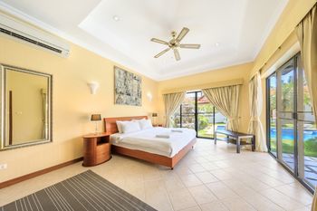 Davinci Pool Pattaya