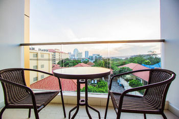 Water Park By Sunny Hotel Pattaya
