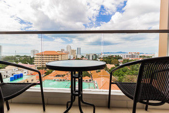 Water Park By Sunny Hotel Pattaya
