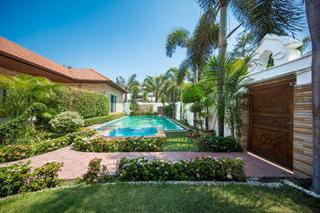 Majestic Pool Villa Pattaya
