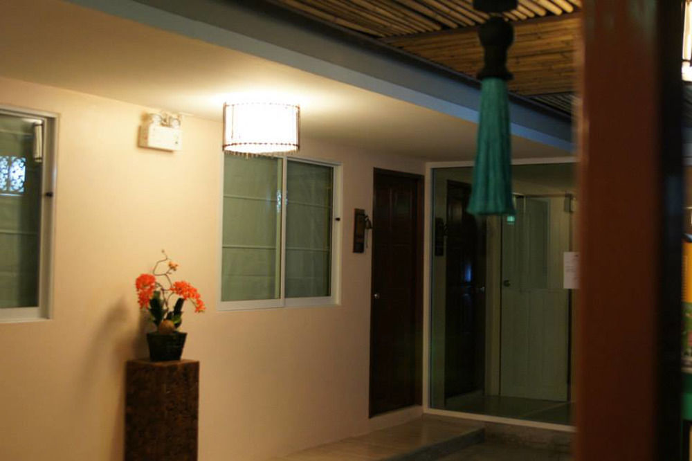 Vlike At 3* Pattaya