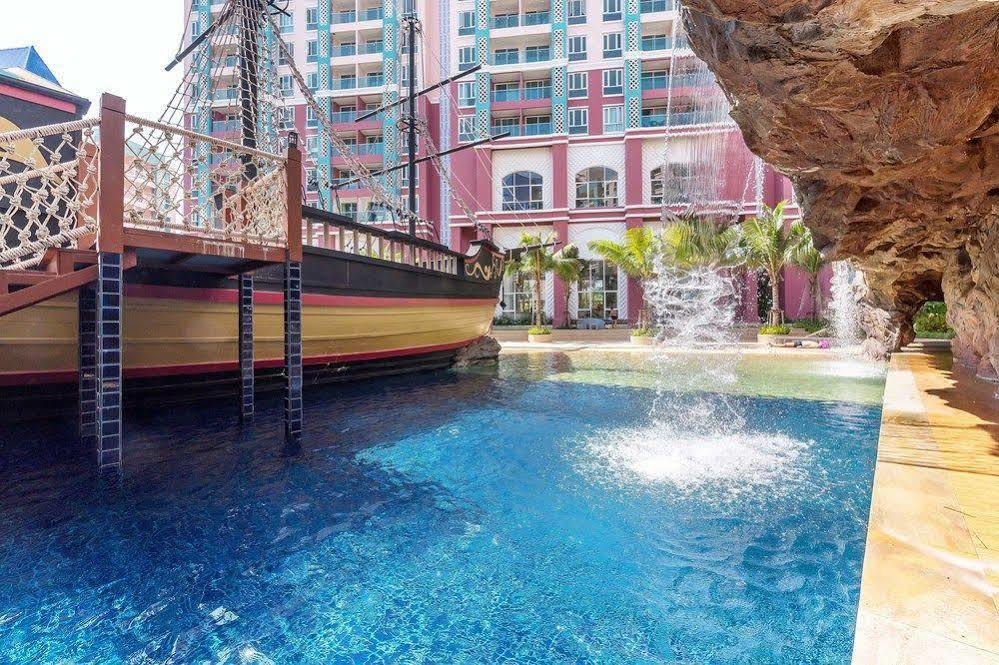 Grande Caribbean 5* Pattaya