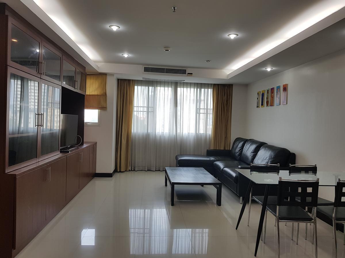 A Large 1 Bedroom Centre