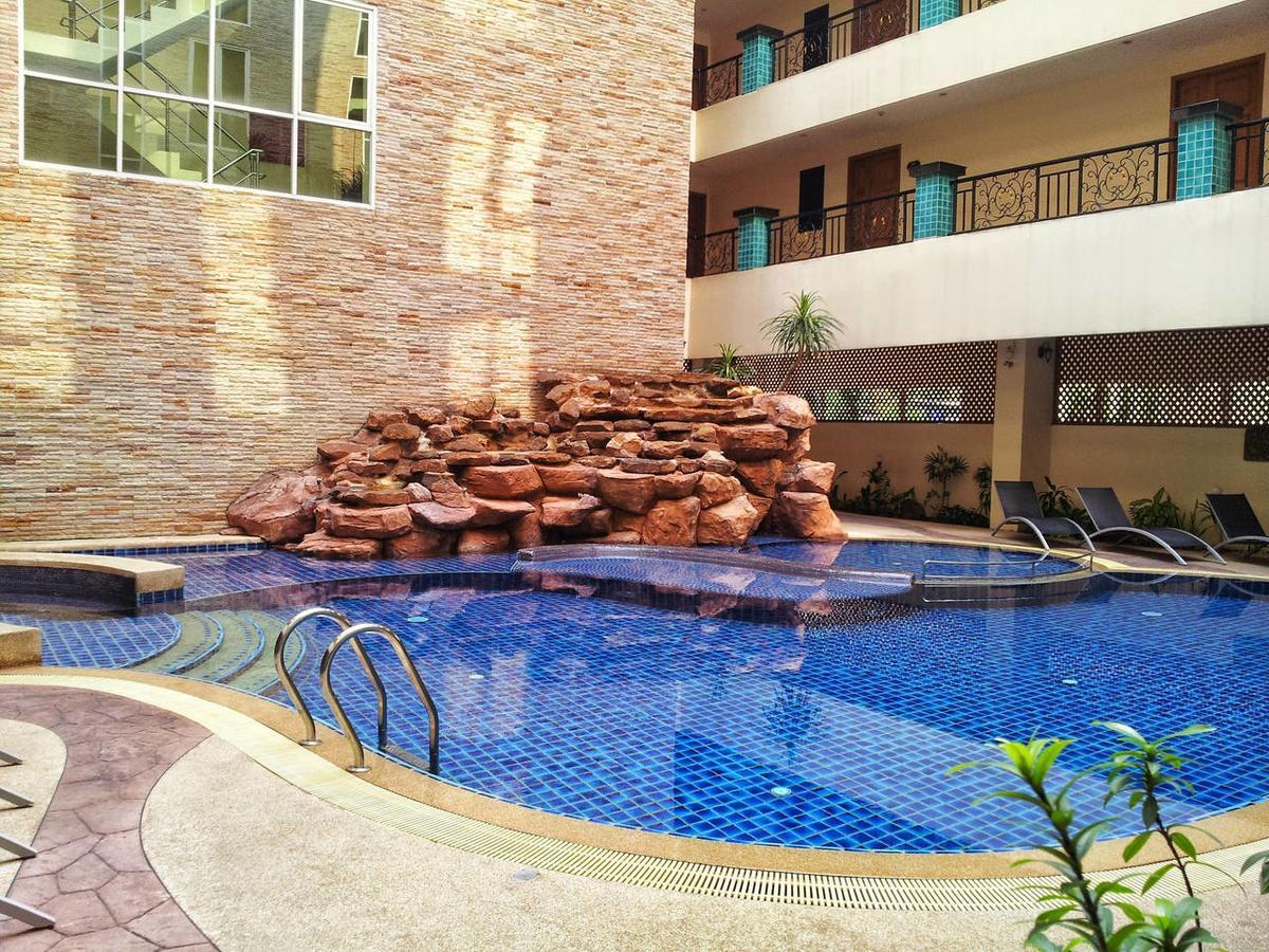 Hotel A Large 1 Bedroom Centre Pattaya