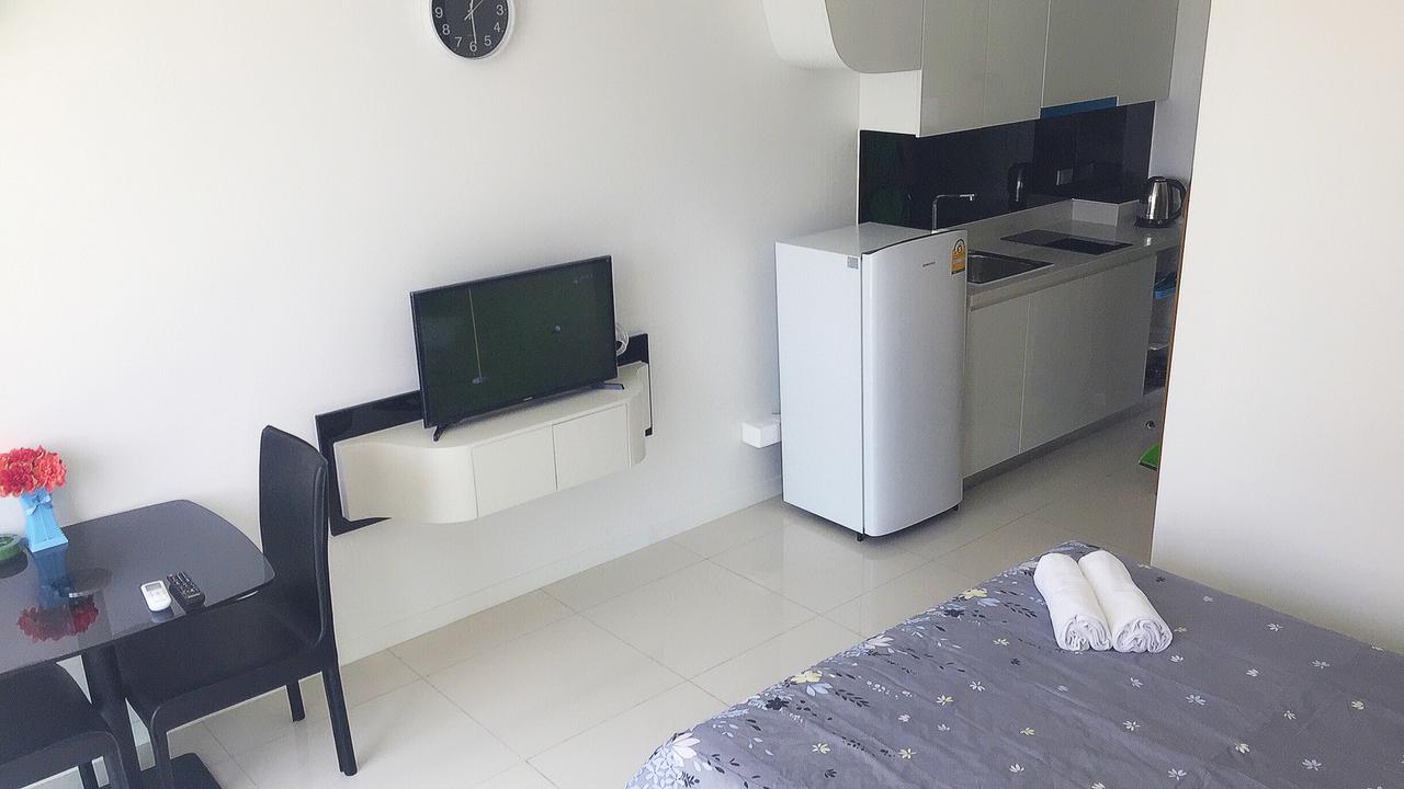 Apartment Center