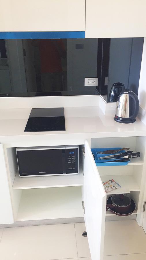 Apartment Center *