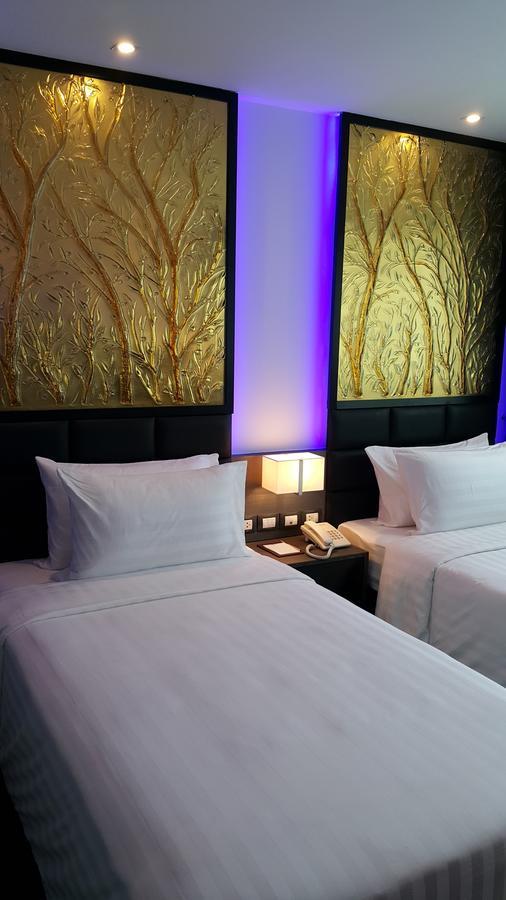 Nova Express 4*