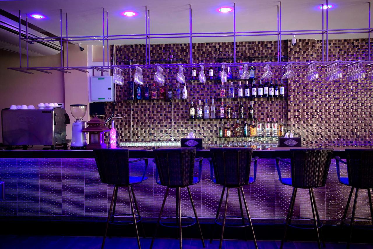 Baku Cafe & Bar Guest house *