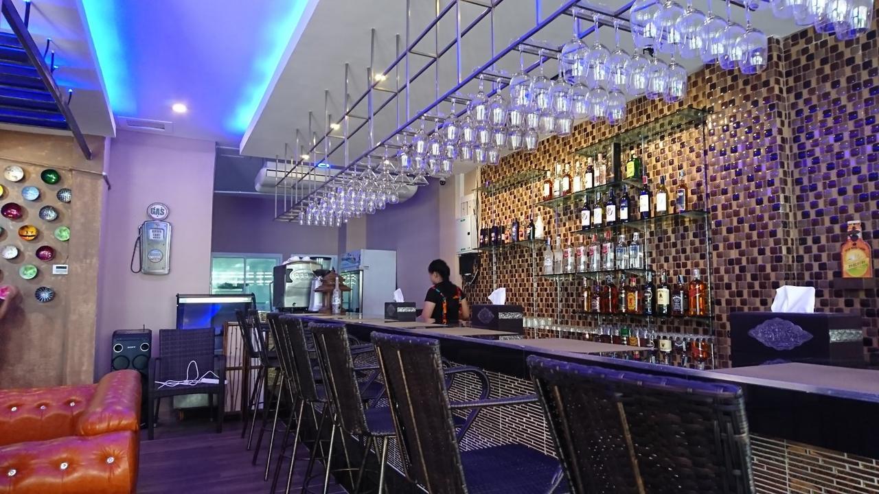 Baku Cafe & Bar Guest house *
