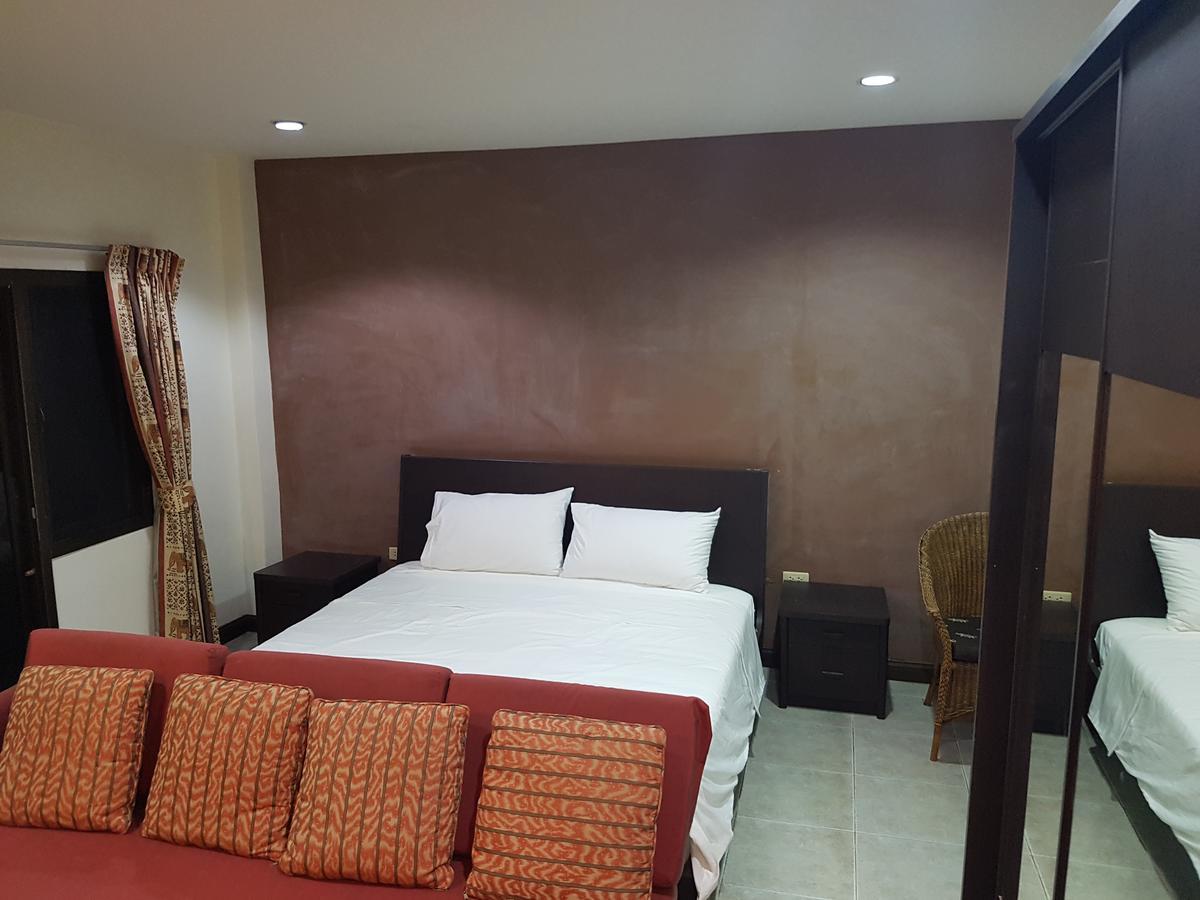 Baan Dok Mai *