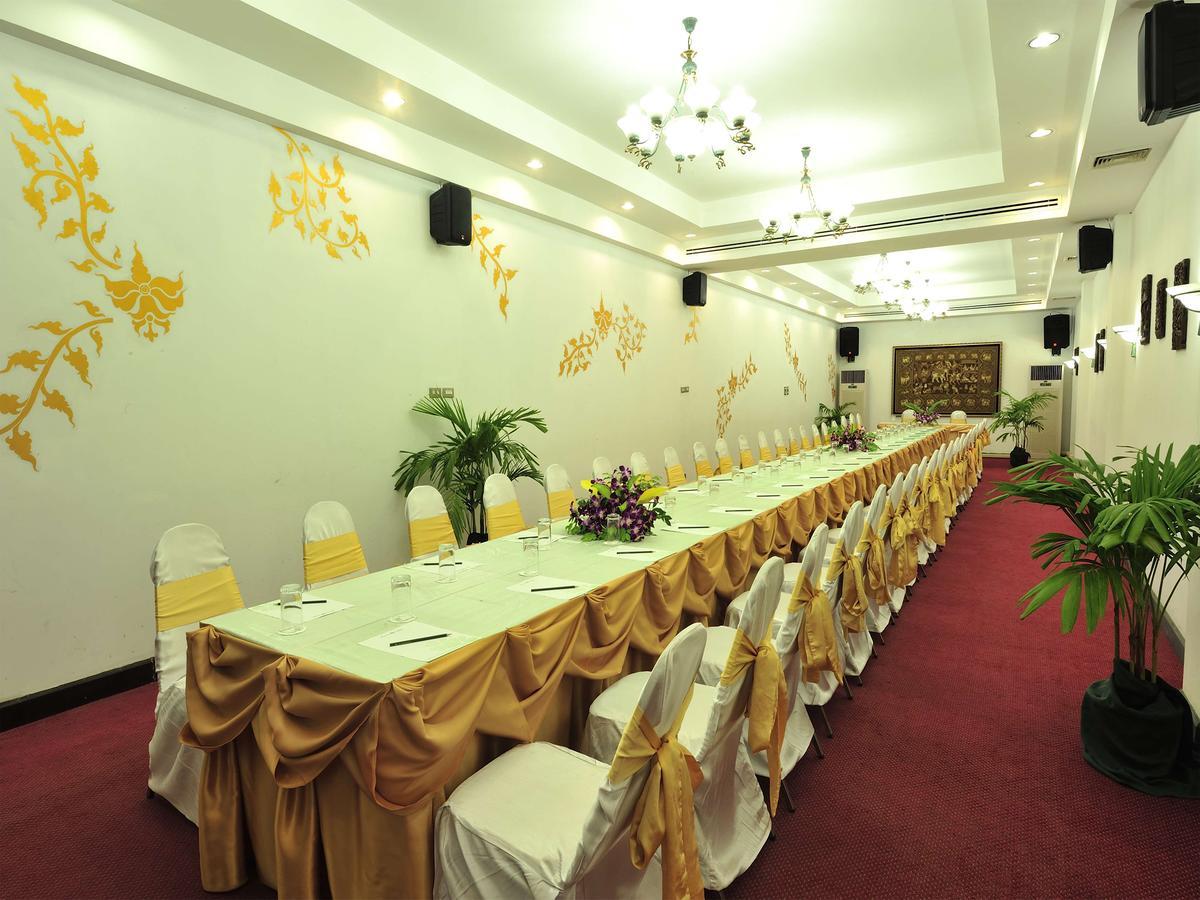 Hotel Jomtien Garden &