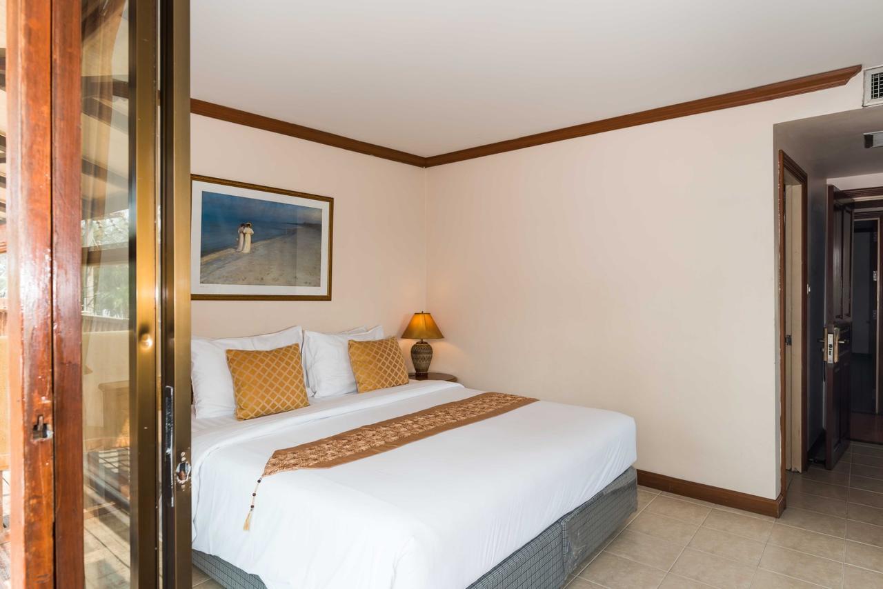 Jomtien Boathouse Hotel 3*