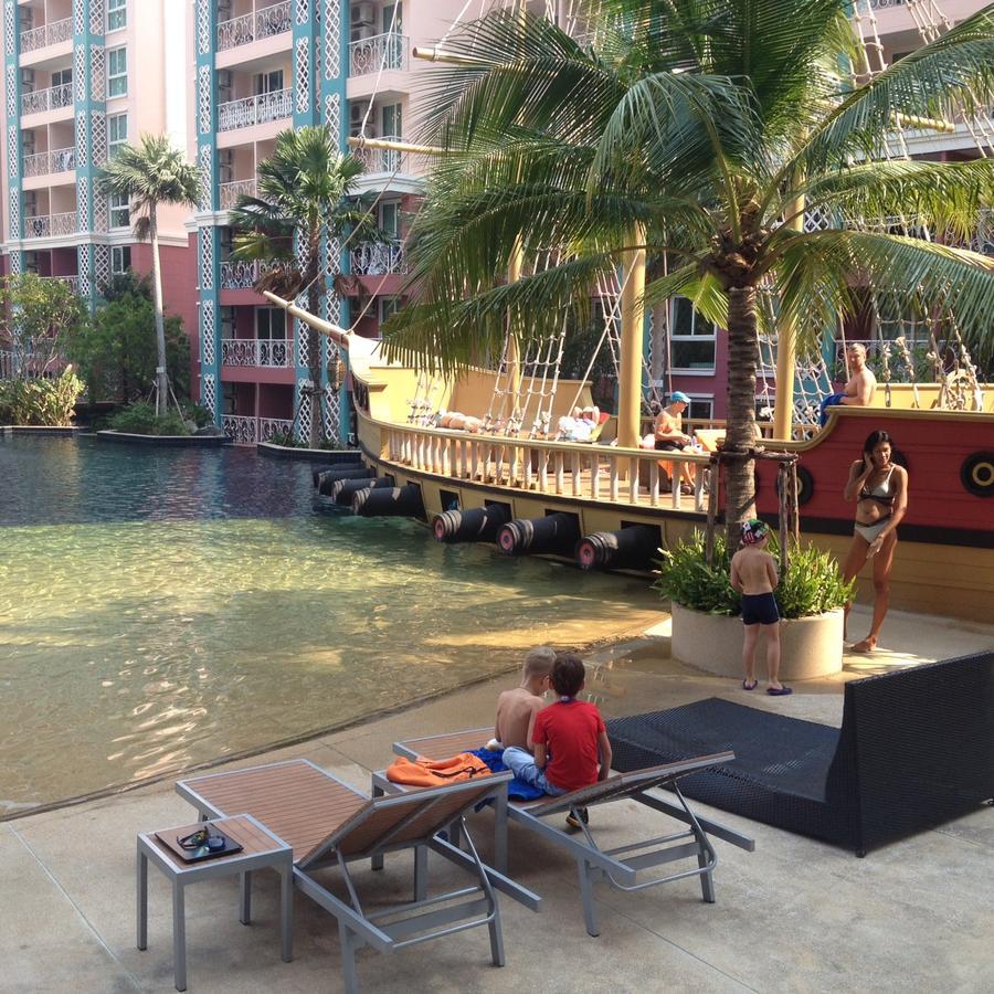 Apartment Grande Caribbean 17th Floor By Bell-turner