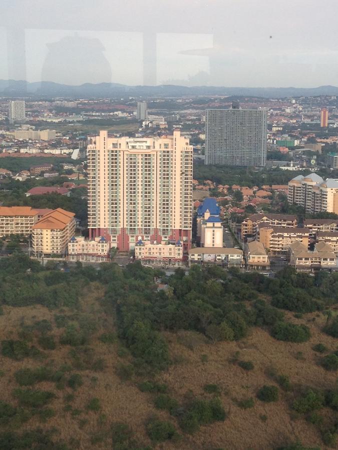 Grande Caribbean 17th Floor By Bell-turner Apartment *