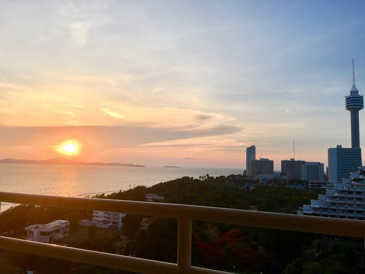 Condominum In Jomtien With Sea View, Balcony And Free Wifi Apartment *