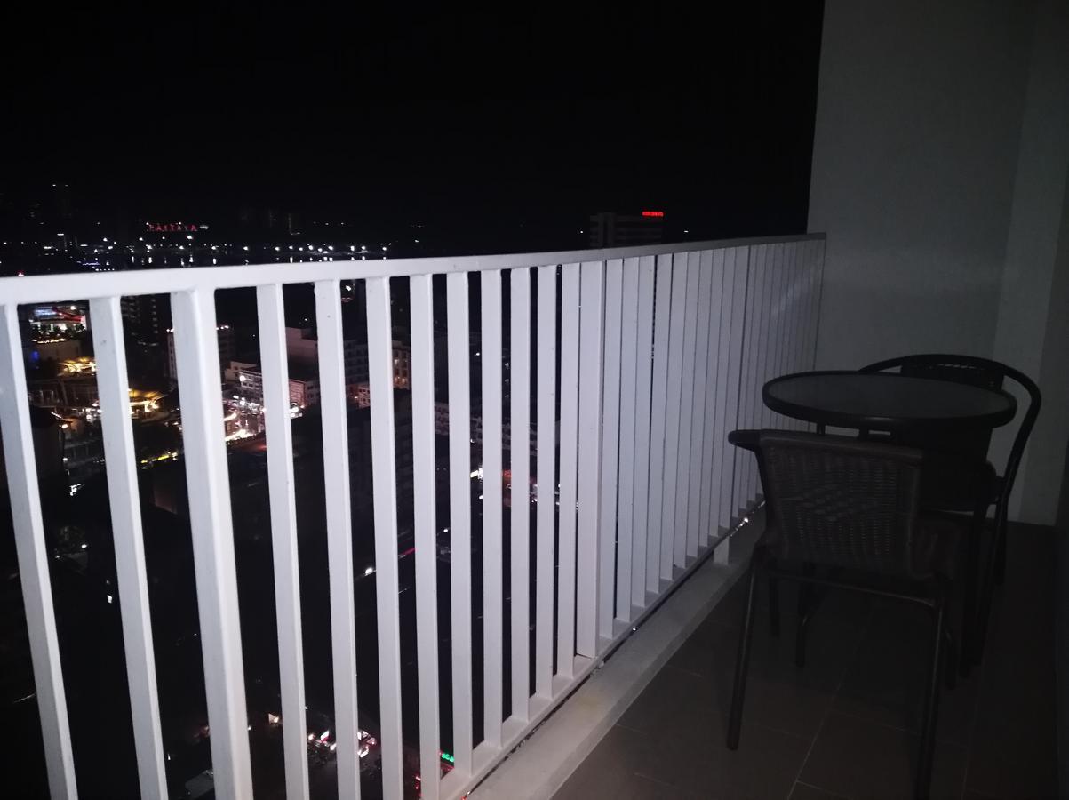 Aparthotel The​ Base​ ​pattaya​ By Ammy