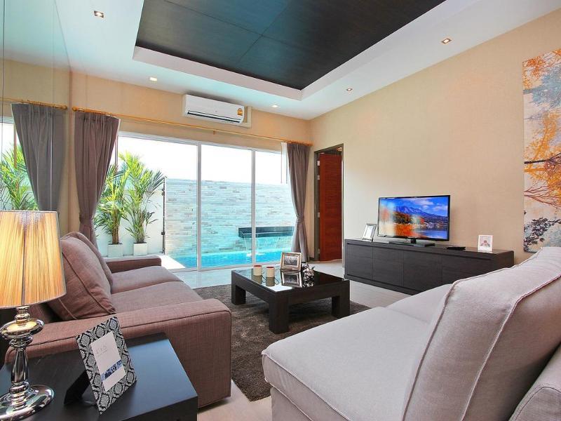 The Ville Jomtien Pool Villa