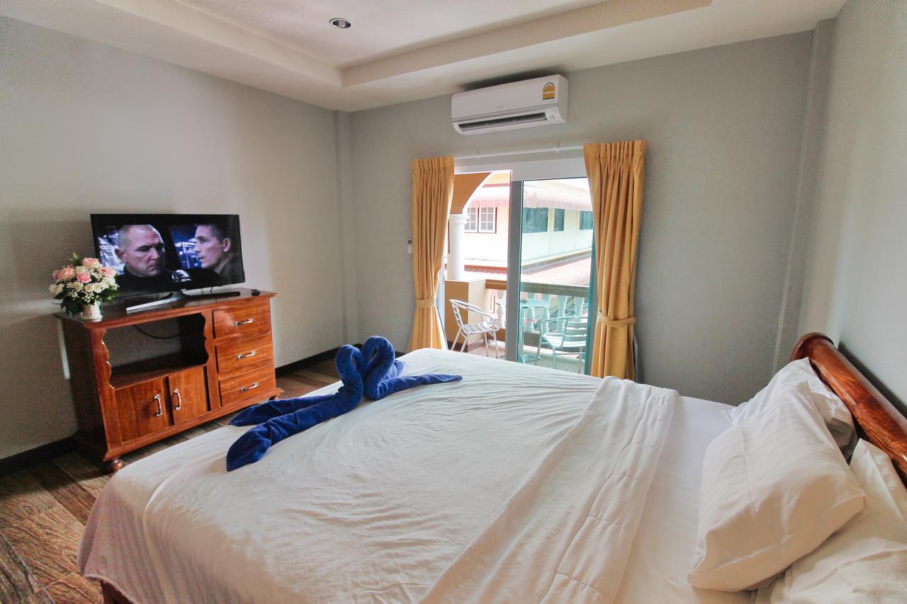 Jomtien Pool House Apartment *