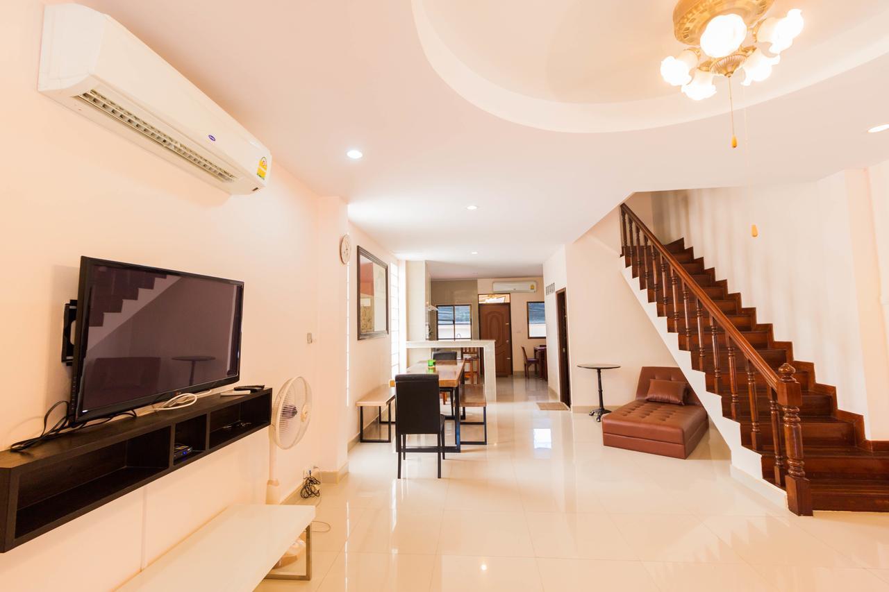 Pratumnak Town By Sunny * Pattaya