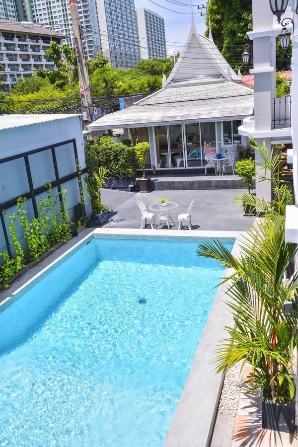 Hotel Wong Amat House