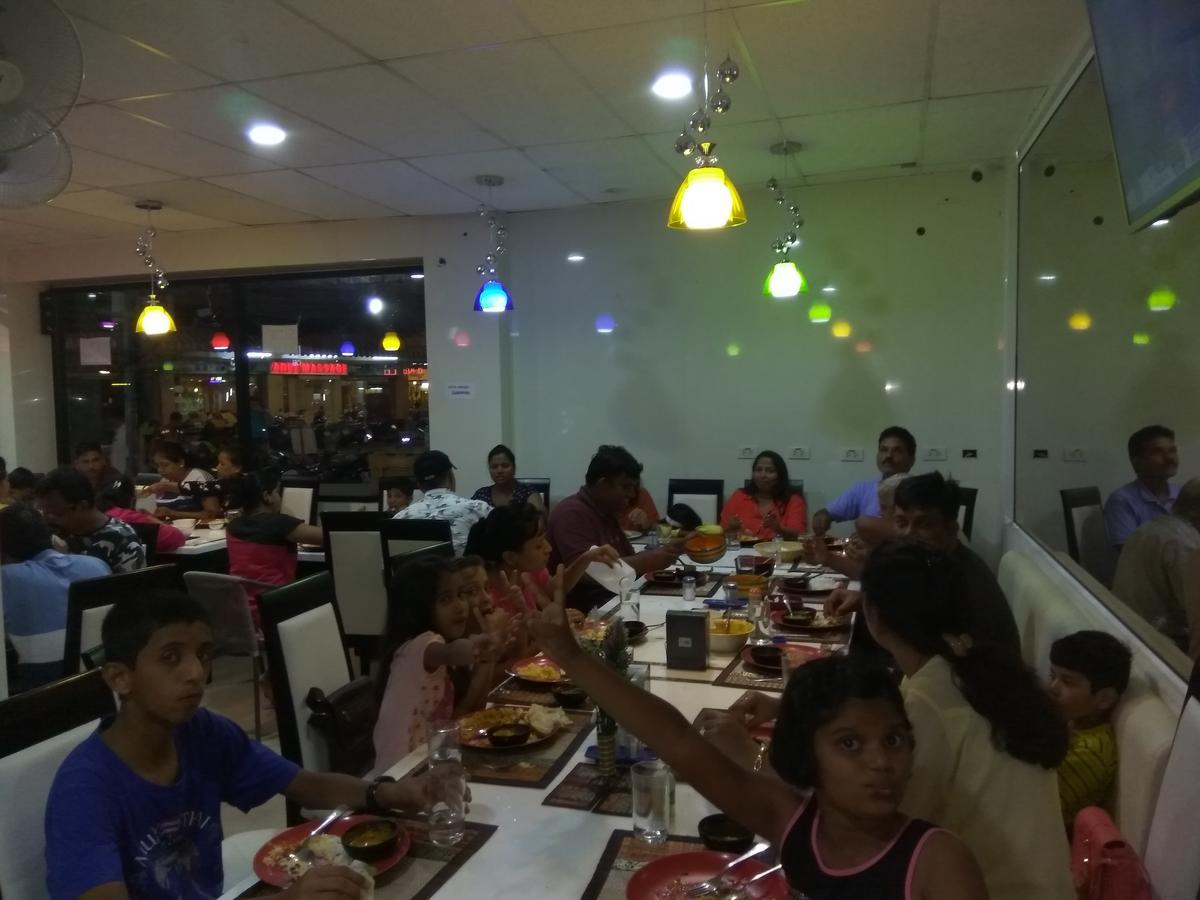 Hari Om Delhi Darbar Hotel
